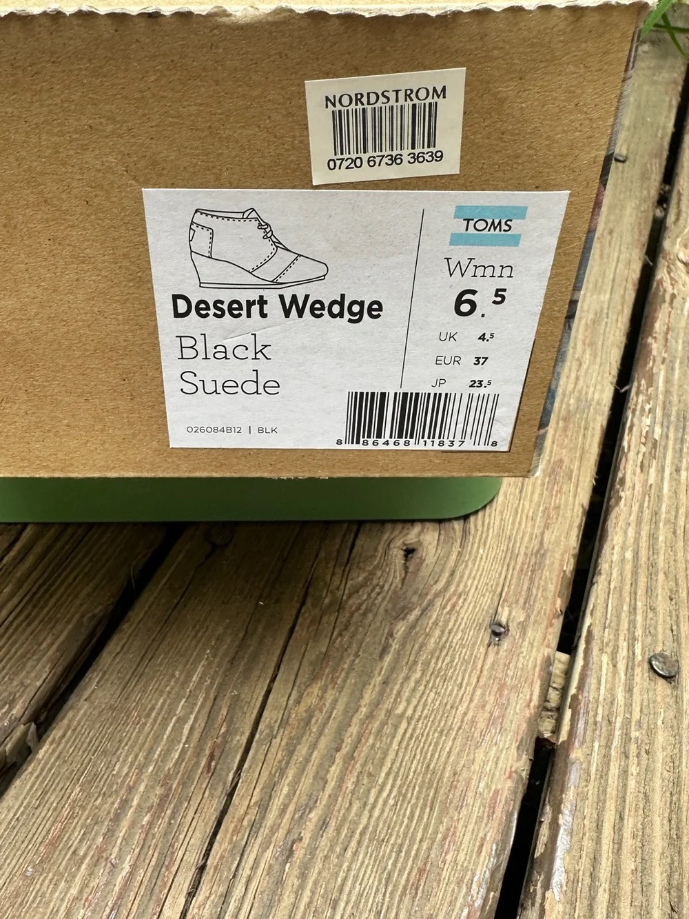 Toms desert wedge